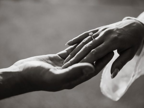 Sužadėtuvių ir vestuviniai žiedai: ką naudinga žinoti